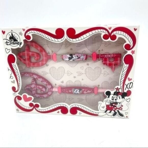 Disney Mickey and Minnie Mouse Valentine's Day Collectible Key Set New - Picture 3 of 5
